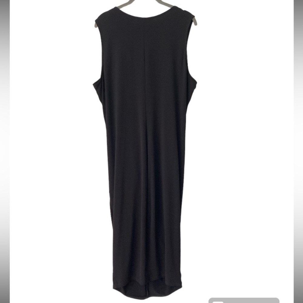 NWT Fashion To Figure Deep V Ruffle Front Black Dress Sz:1X - Picture 2 of 6